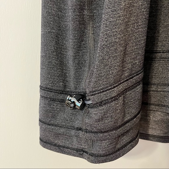 Lululemon Back on Track Tank - Black - Size 6 - Picture 5 of 10